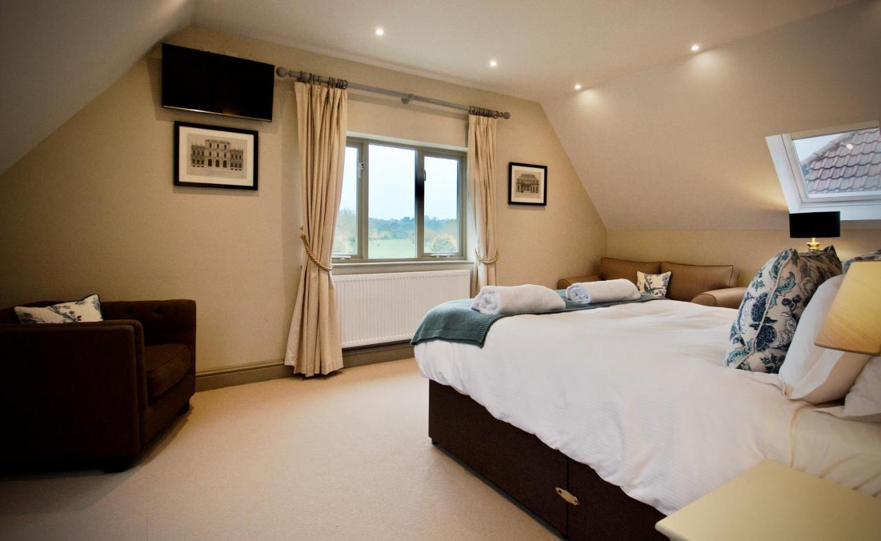 Blacknest Golf And Country Club Alton  Eksteriør bilde